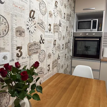 High Hopes Urban Coresi 아파트 브라쇼브